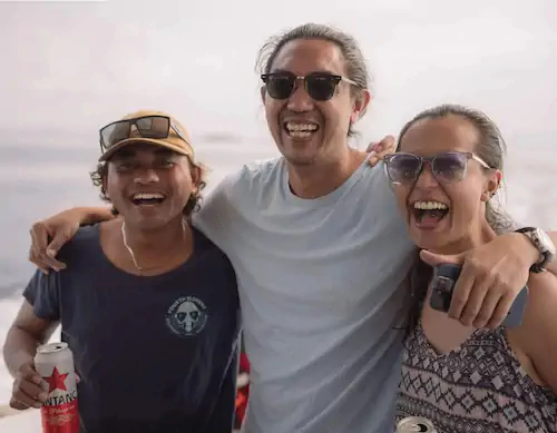 Profile view of Como speedboat in Komodo waters